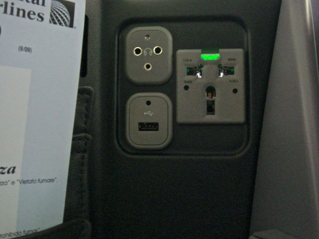 Boeing 777-200 — - Supports dual and single prong headsets, USB power for Blackberry/etc, and various AC power plug types.