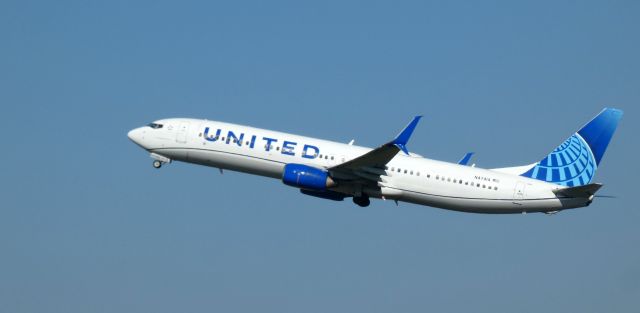 Boeing 737-900 (N47414) - Shortly after departure is this 2008 United Airlines Boeing 737-924 (ER) in the Autumn of 2023.