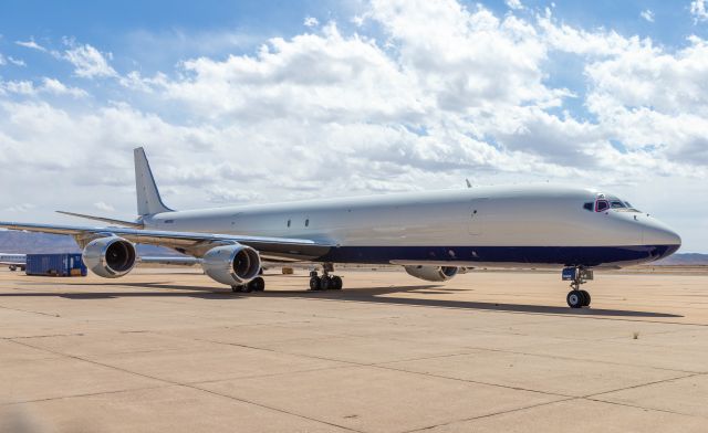 McDonnell Douglas DC-8-70 (N805SJ)