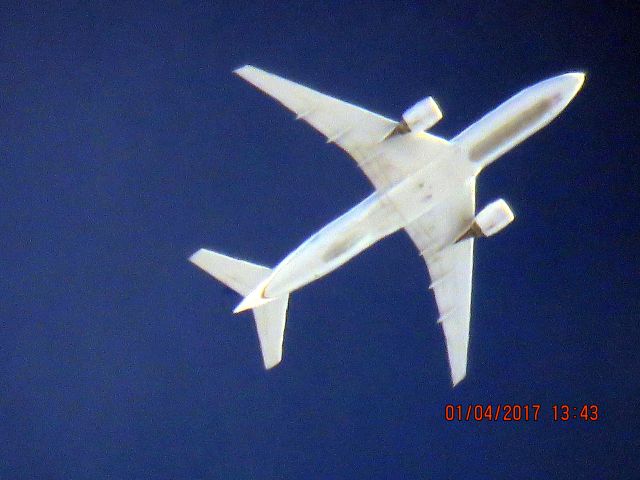 Boeing 777-200 (N78005)
