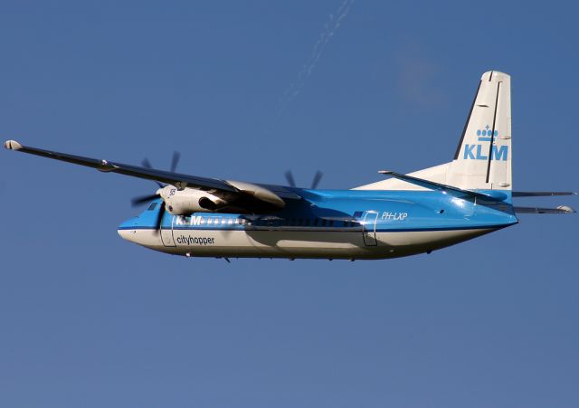 PH-LXP —