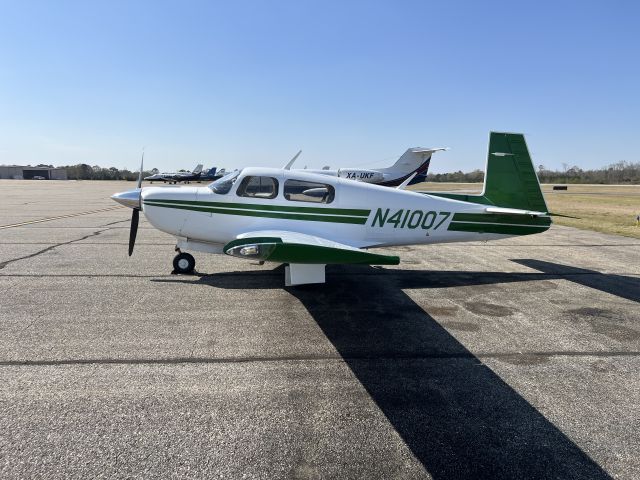 Mooney M-20 (N41007)