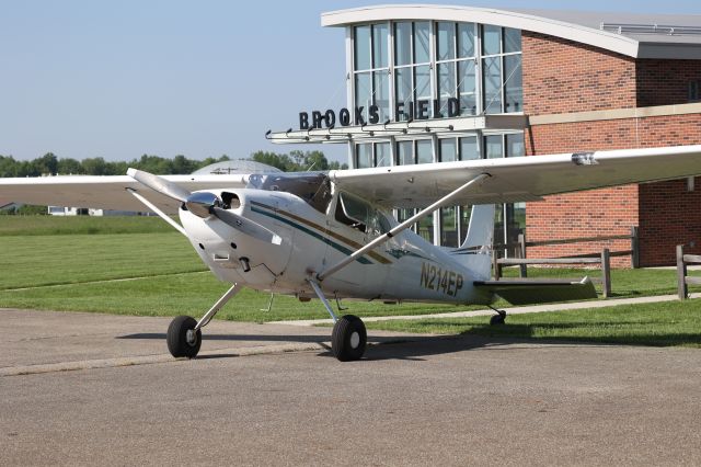Cessna Skywagon 180 (N214EP)