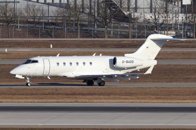 Bombardier Challenger 300 (D-BADO)