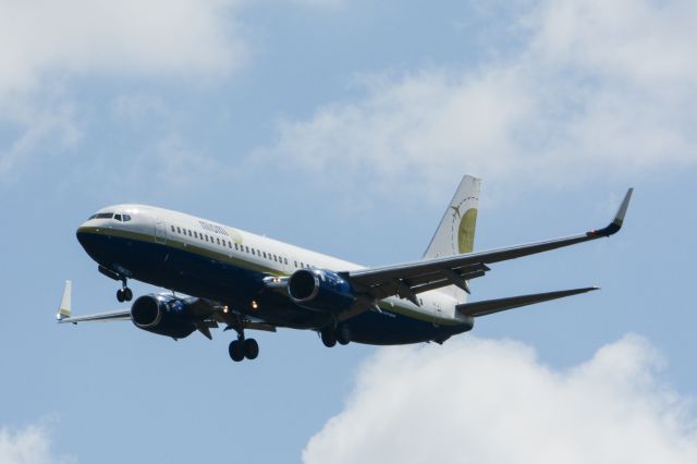 Boeing 737-800 (N738MA) - Flying into YAMB Qld Australia.