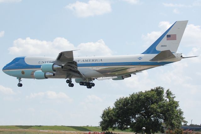 Boeing 747-200 (N29000) - Air Force One