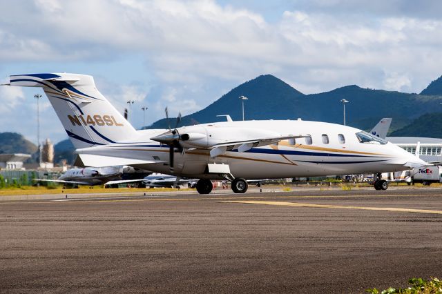 Piaggio P.180 Avanti — - 1/14/2008