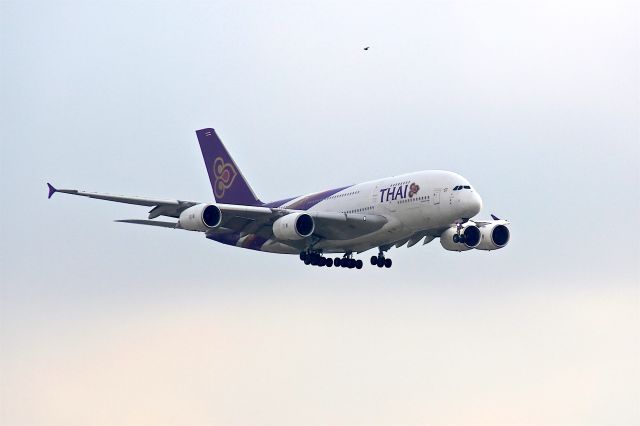 Airbus A380-800 (HS-TUB)