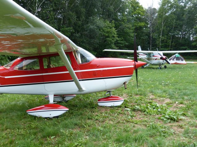 Cessna Skyhawk (N4280L)