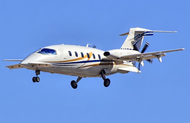 Piaggio P.180 Avanti (N165SL) - N165SL 2007 Piaggio Aero Industries Spa P180 C/N 1135br /br /McCarran International Airport (KLAS)br /Las Vegas, Nevadabr /TDelCorobr /May 2, 2013