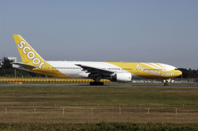 Boeing 777-200 (9V-OTC) - Departure at Narita Intl Airport R/W16R on 2012/11/04