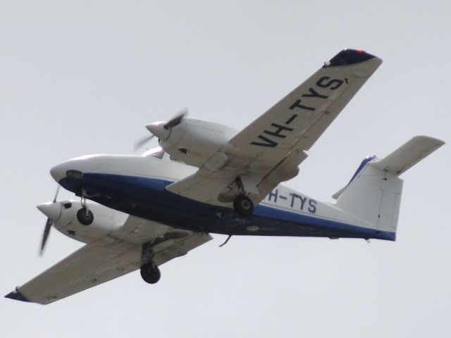 Piper PA-44 Seminole (VH-TYS)