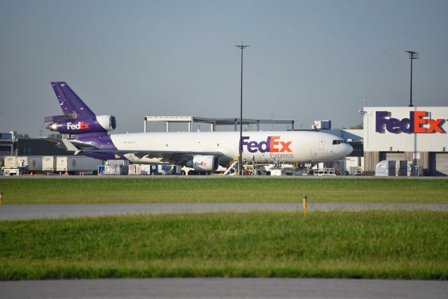 Boeing MD-11 (N583FE)