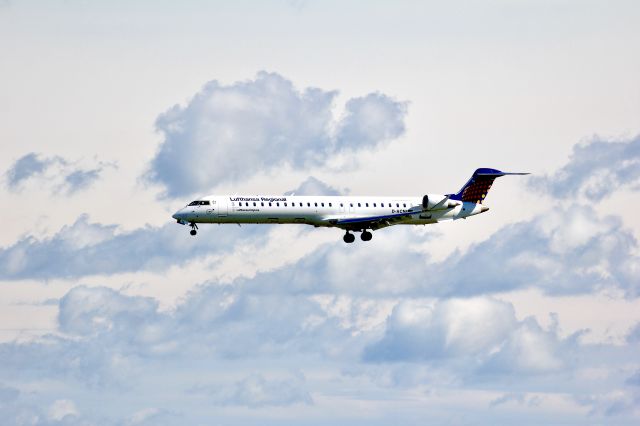 Canadair Regional Jet CRJ-900 (D-ACNI)