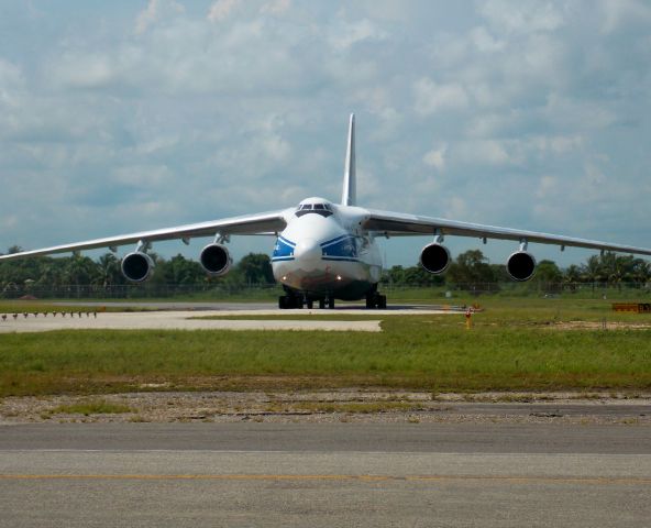 Antonov An-124 Ruslan (RA-82081)