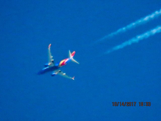 Boeing 737-700 (N7857B)