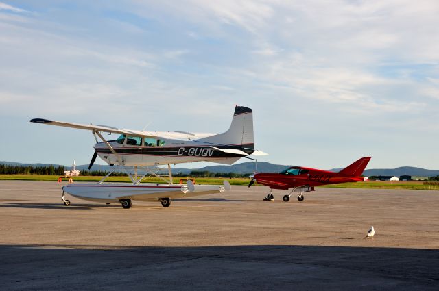 Cessna Skywagon (C-GUQV)