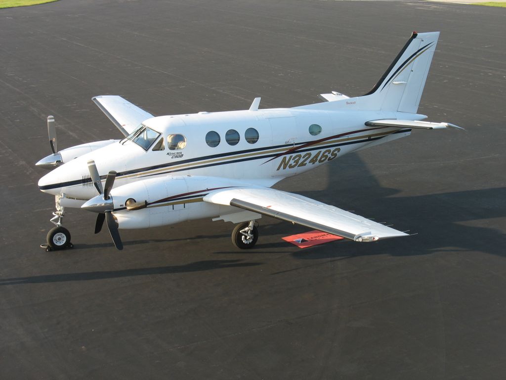 Beechcraft King Air 90 (N3246S) - King Air C90B 2000 Model