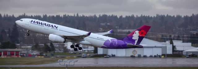 Airbus A330-200 (N388HA)