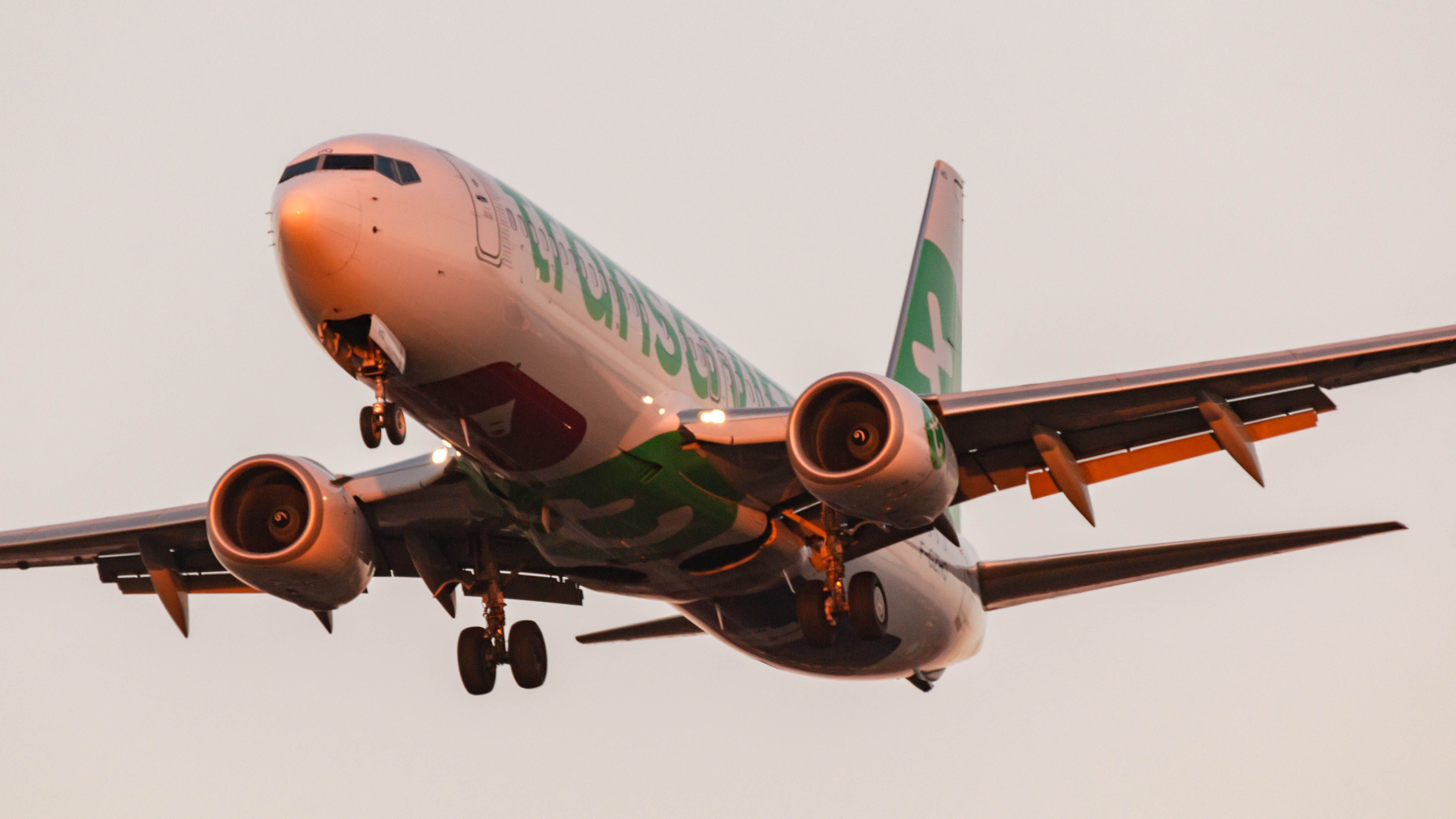 Boeing 737-800 (F-GZHQ)