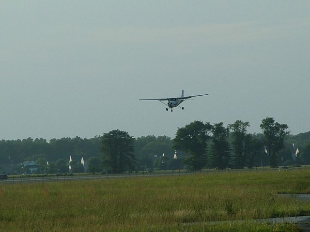 Cessna Skyhawk (N793SP)