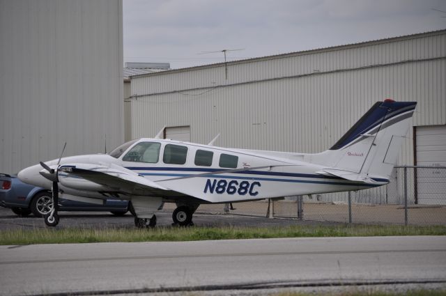 Beechcraft Baron (58) (N868C)