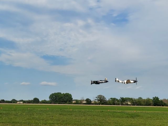 — — - Fight-er Flightbr /F4-U Corsair & P-51 Mustang