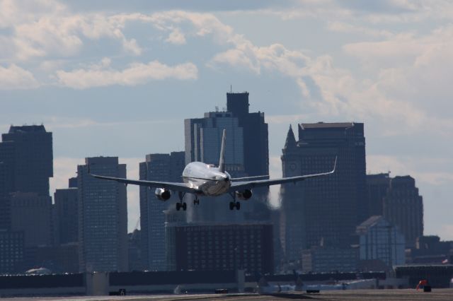 Airbus A320 (N821JB)