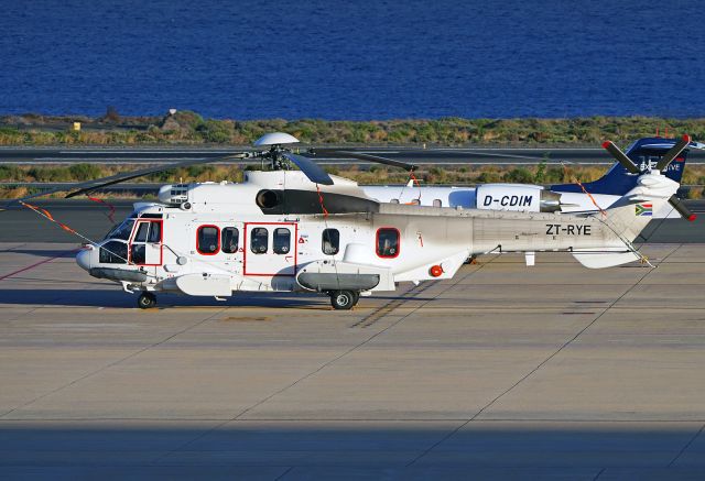 Eurocopter Super Puma (EC-225) (ZT-RYE)