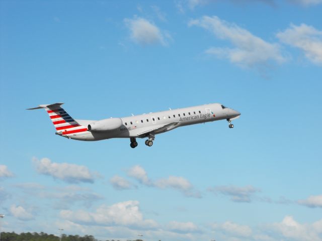 Embraer ERJ-145 (N680AE) - Departing RWY 9