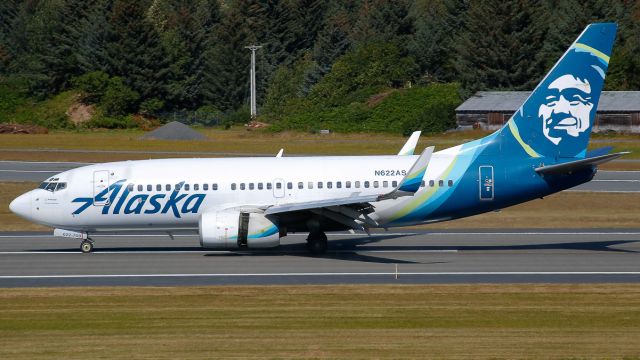 Boeing 737-700 (N622AS) - Alaska Airlines ASA89/AS89 from Anchorage (PANC/ANC) rolls out after landing on runway 26.br /Photo date: 8-25-24br /Upload date: 2-6-25