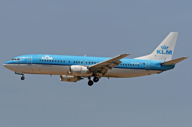 BOEING 737-400 (PH-BPB)