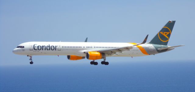 BOEING 757-300 (D-ABOK)