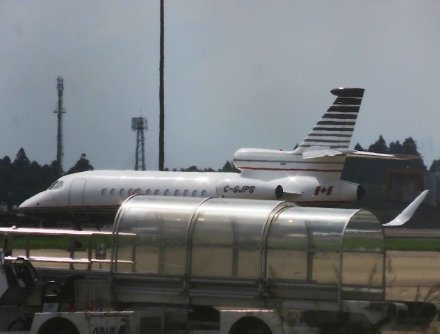 Dassault Falcon 900 (C-GJPG) - I take a picture on Aug 5, 2017.