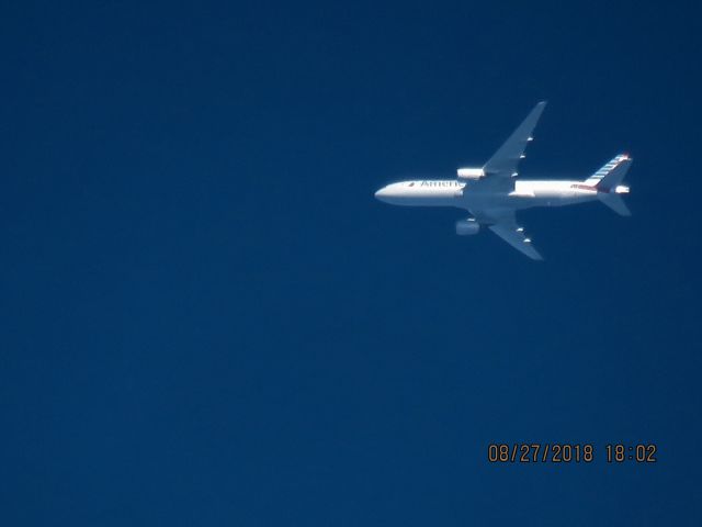 Boeing 777-200 (N771AN)