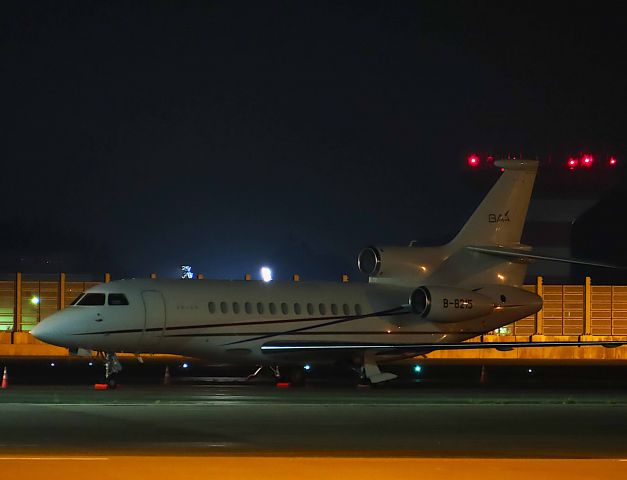 Dassault Falcon 7X (B-8215) - I took this picture on Aug 02, 2019.