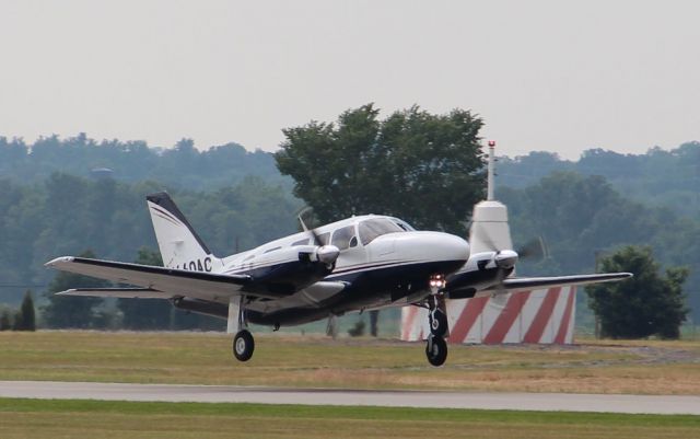 Piper Navajo (N660AC) - Departing rwy 09 on May 29th, 2012...