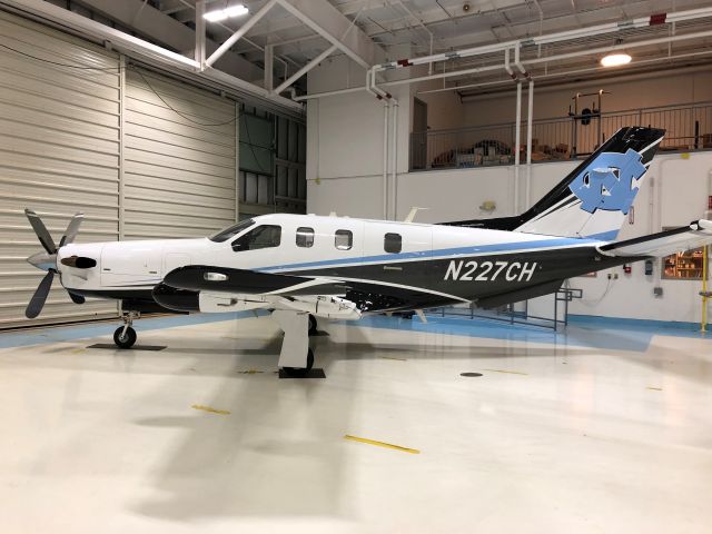 Socata TBM-700 (N227CH)