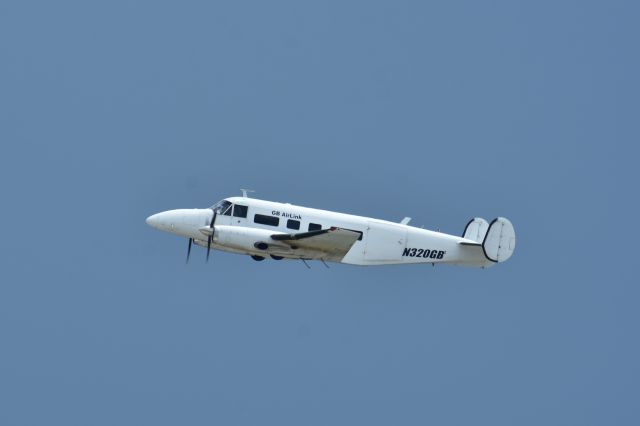 Beechcraft 18 (N320GB)