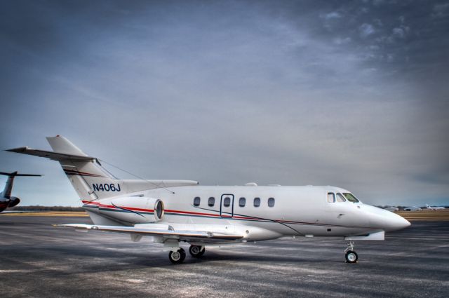 Hawker 800 (N406J)