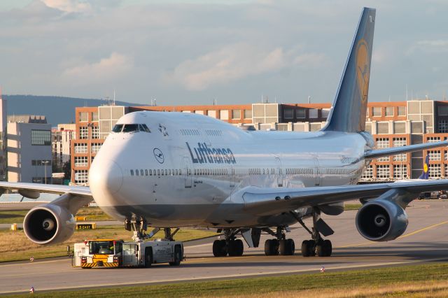 Boeing 747-400 (D-ABTK)