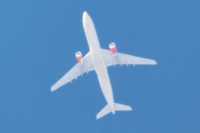 Airbus A330-300 (LN-RKN) - LN-RKN Airbus A-330 343X SCANDINAVIAN AIRLINES SK909 De COPENHAGEN CPH Vers NEWARK EWR. Altitude 12192 Mètres. Vitesse 827 KM/H Survolant la ville de Lavaltrie QC. Le 24-01-2025 à 14:14.