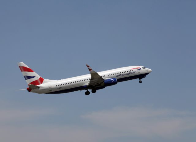 Boeing 737-800 (ZS-ZWI)
