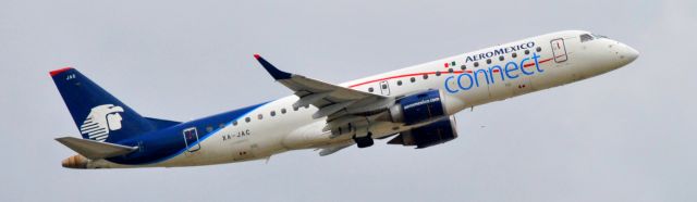 Embraer 170/175 (XA-JAC)