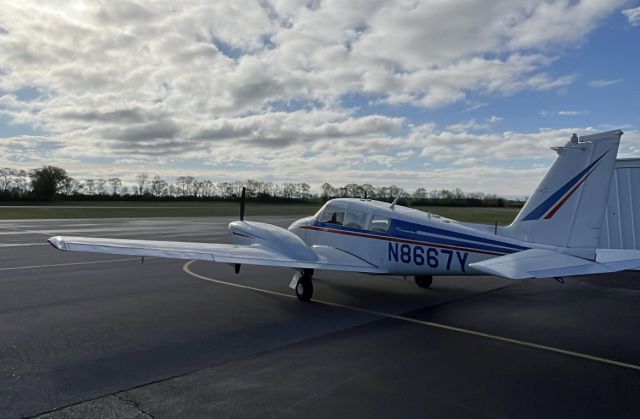 Piper PA-30 Twin Comanche (N8667Y) - CFII checkride preflight.