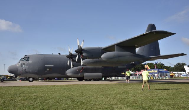 Lockheed C-130 Hercules (93-2105) - Airventure 2018