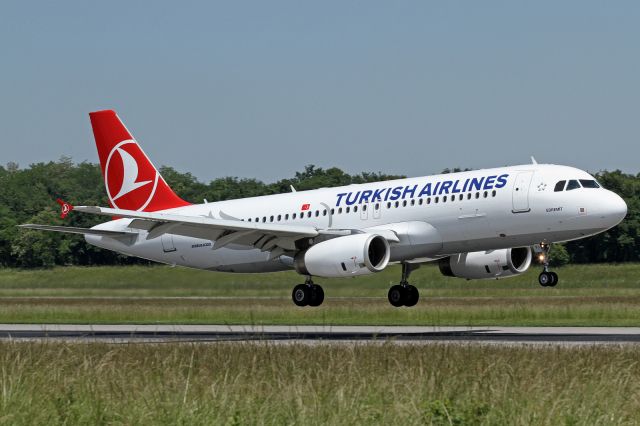 Airbus A320 (TC-JPJ)