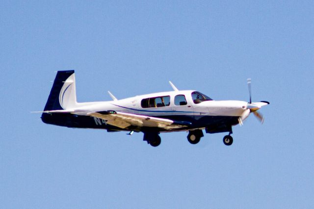 Mooney M-20 —