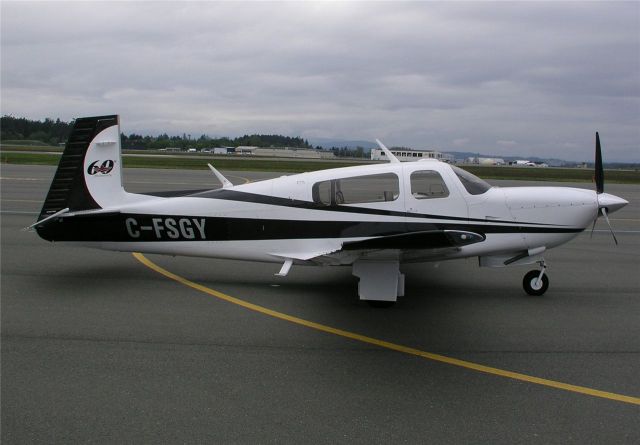 Mooney M-20 (C-FSGY)