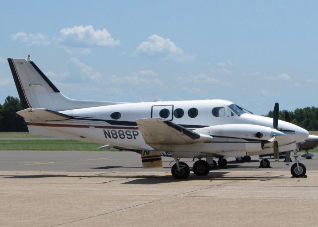 Beechcraft King Air 90 (N88SP) - At Downtown Shreveport.